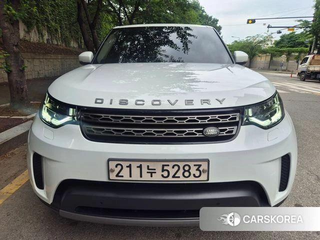 Land Rover Discovery 5 2019 Белый из Кореи