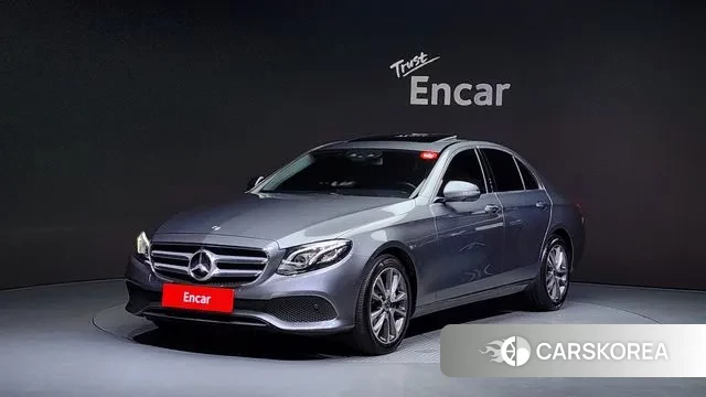 Mercedes-Benz E-Class W213 2018 Серый из Кореи