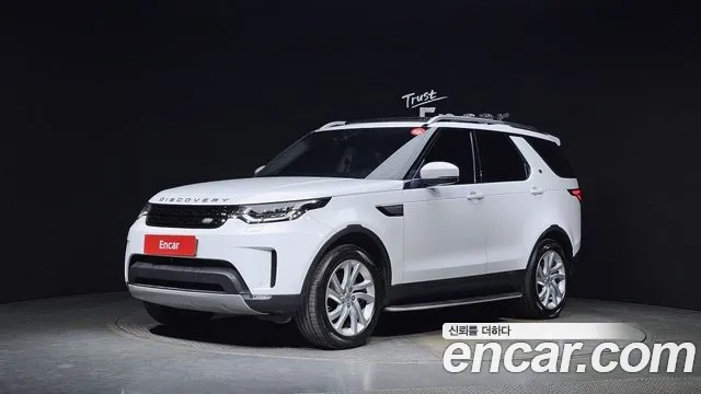 Land Rover Discovery 5 2018 Белый из Кореи
