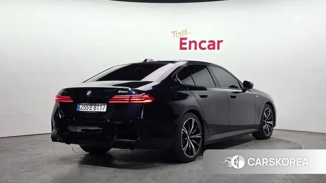 BMW 5 Series (G60) 2025 Черный из Кореи