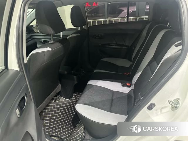 Toyota YARIS L Zhixuan 2023 Белый из Китая
