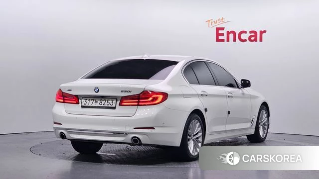 BMW 5 Series (G30) 2020 Белый из Кореи