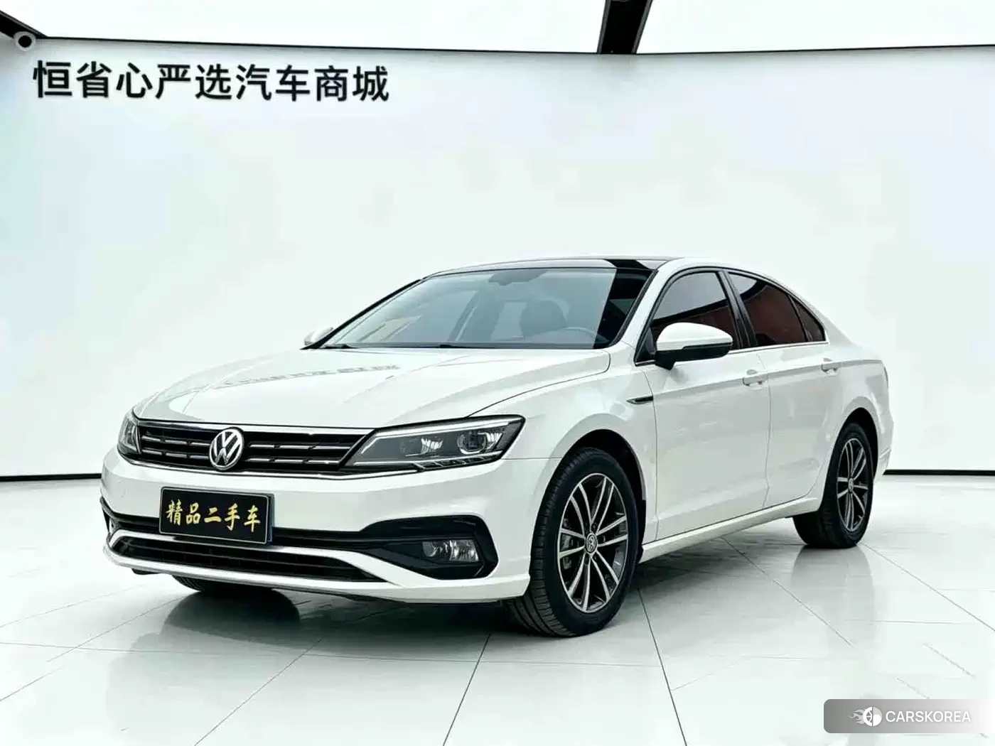 Volkswagen Lamando 2022 Белый из Китая