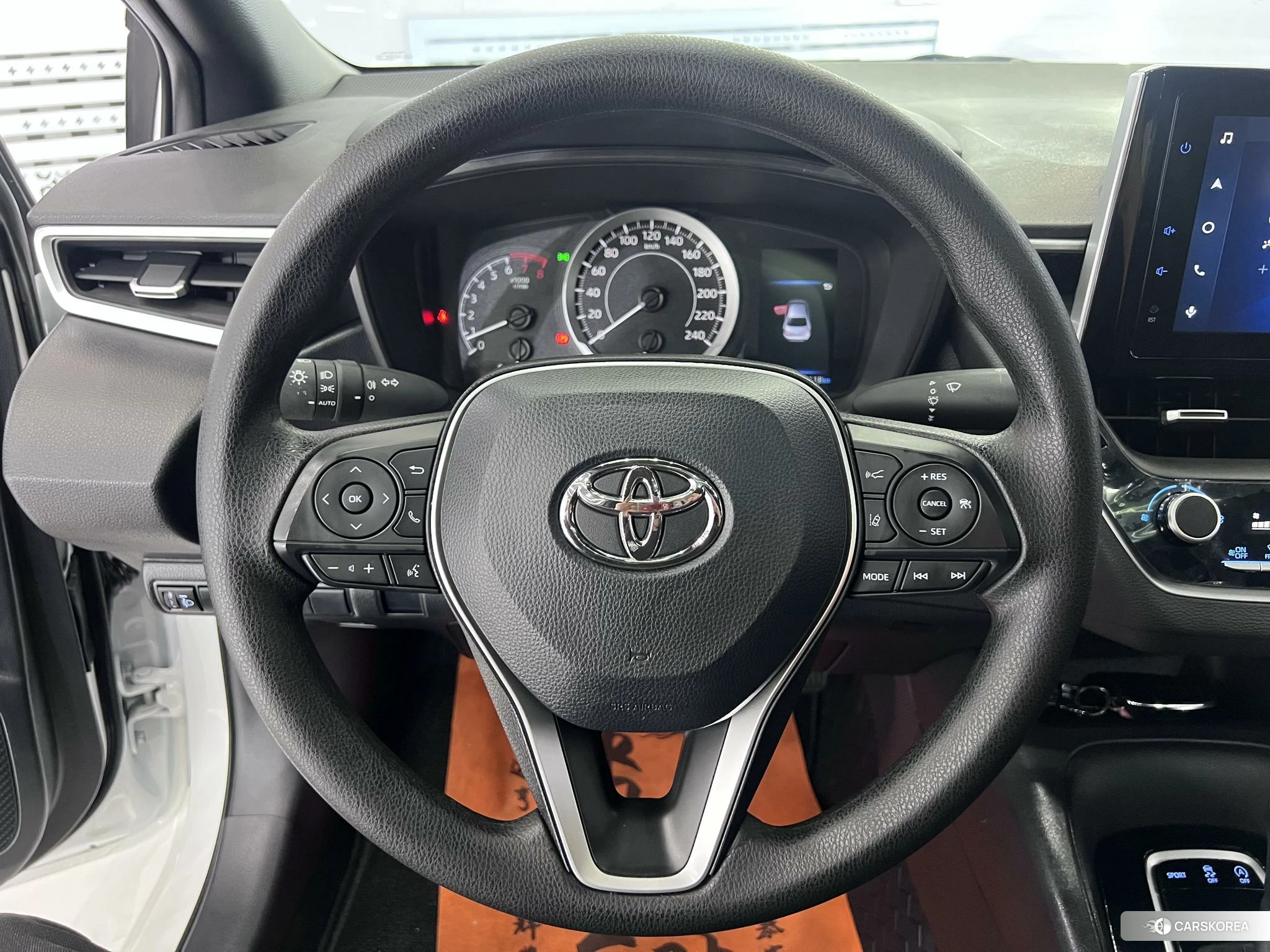 Toyota Lei Ling 2021 Белый из Китая