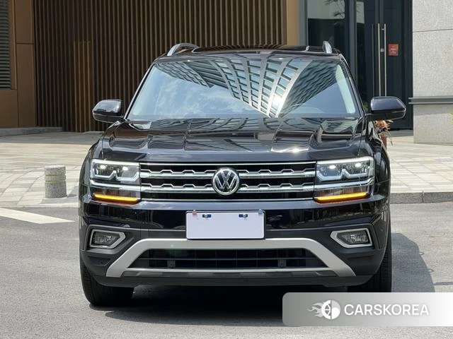 Volkswagen Tourang 2019 Черный из Китая