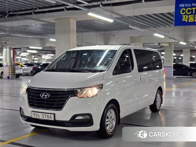 Hyundai The New Grand Starex 2018 Белый из Кореи