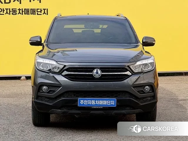 Ssangyong Rexton Sports 2018 Серый из Кореи