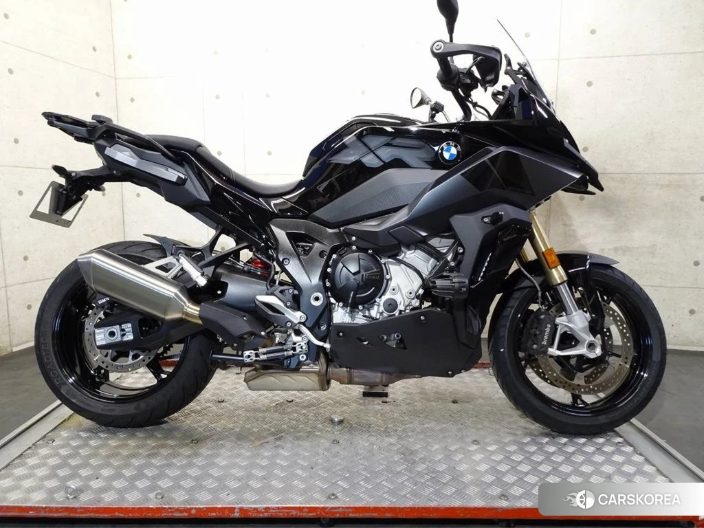 Проданный BMW S1000XR 2022 из Японии