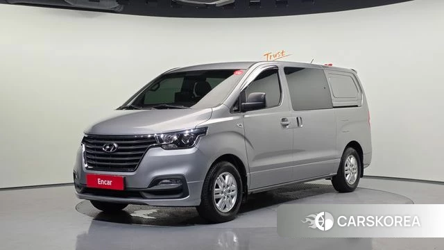 Hyundai The New Grand Starex 2020 Серебристо-серый из Кореи