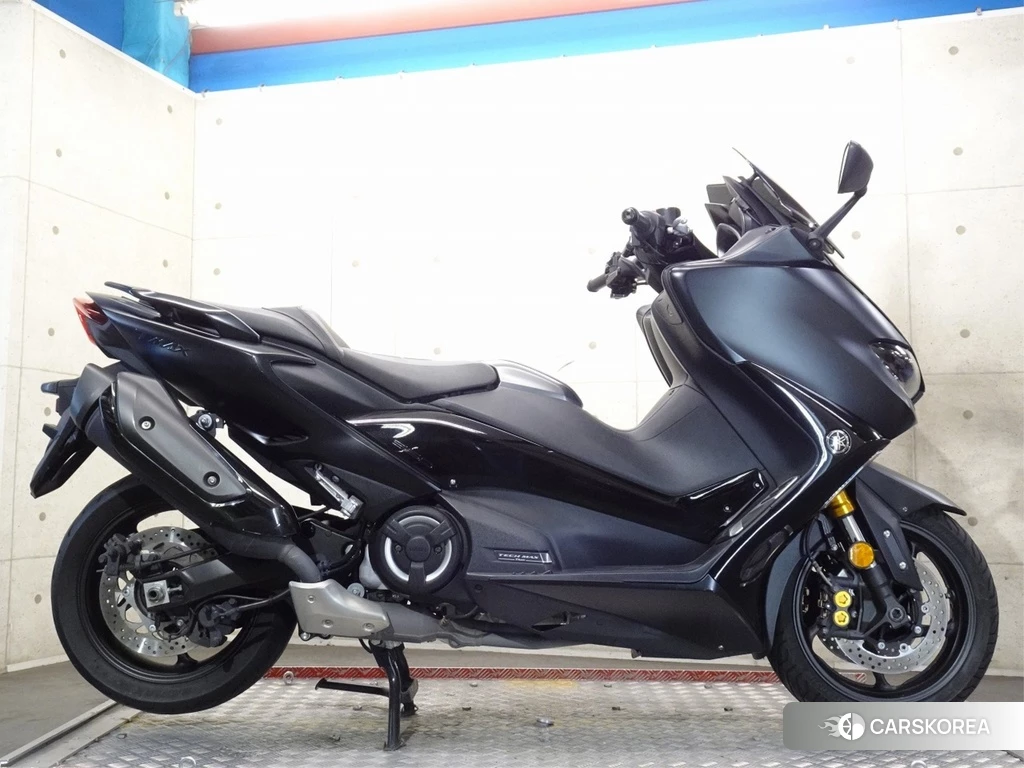 Проданный Yamaha T-MAX 560 2020 из Японии, фото 2