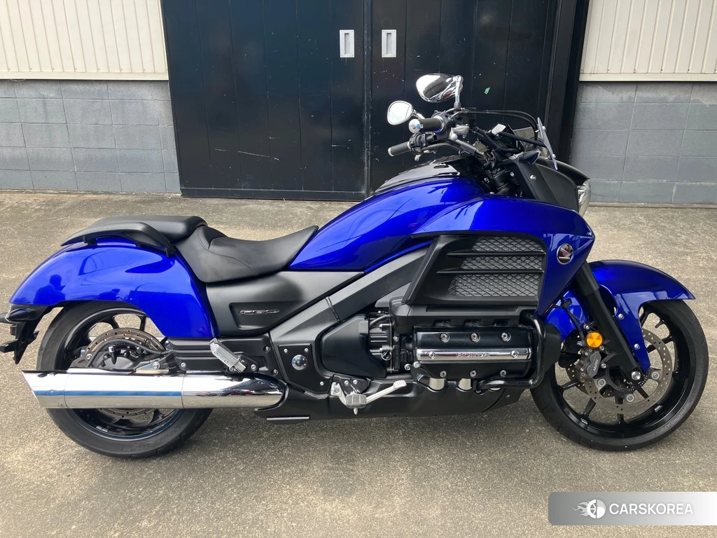 Проданный Honda GL1800 F6C 2016 из Японии