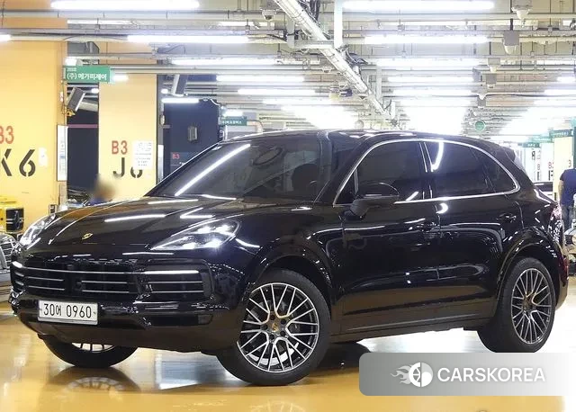 Porsche Cayenne (PO536) 2019 Черный из Кореи