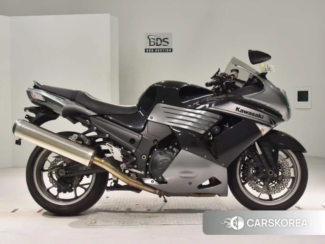 Проданный Kawasaki ZZR1400 2010 из Японии