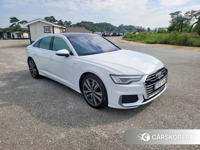 Audi A6 (C8) 2022 Белый из Кореи