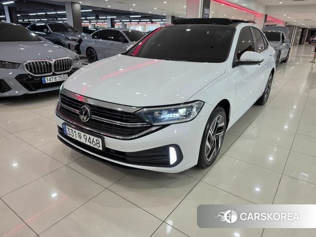Volkswagen 7th Generation of Jetta 2022 Белый из Кореи