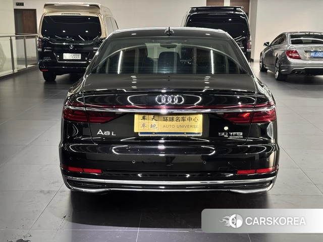 Audi A8 2023 Черный из Китая