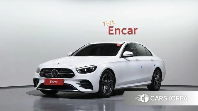 Mercedes-Benz E-Class W213 2022 Белый из Кореи