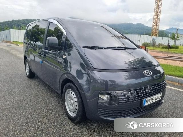 Hyundai Staria 2023 Серый из Кореи