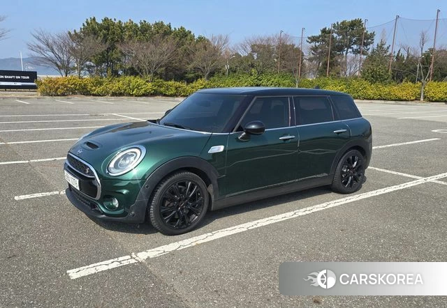 Mini Cooper SD Clubman 2018 Темно-зеленый из Кореи