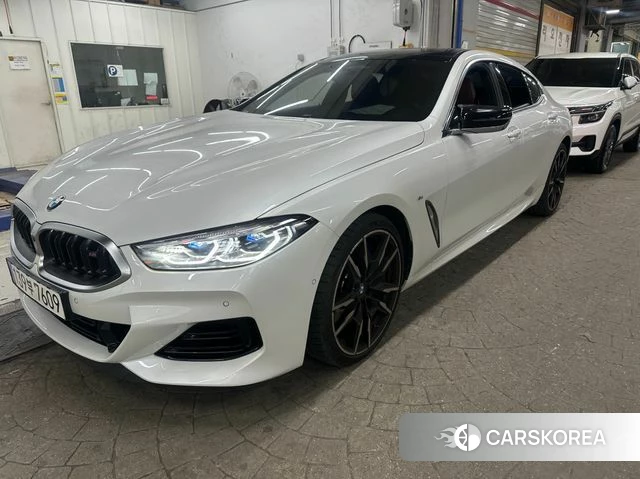BMW 8 Series (G15) 2023 Белый из Кореи