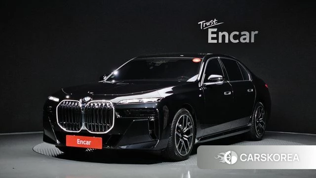 BMW 7 Series (G70) 2024 Черный из Кореи