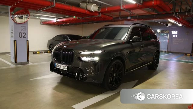 BMW X7 (G07) 2026 Серый из Кореи