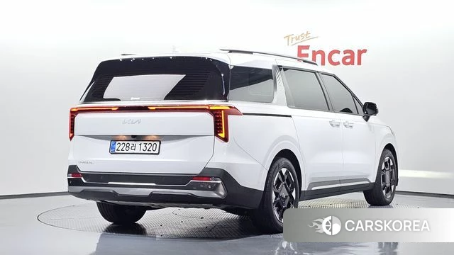 Kia The New Carnival 4th Generation 2025 Белый из Кореи