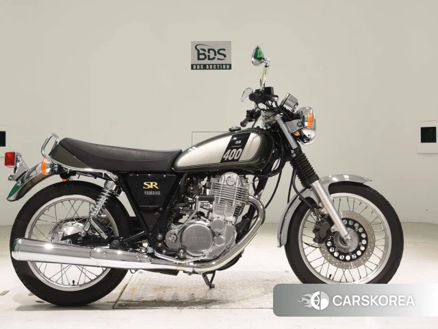 Проданный Yamaha SR 400 2016 из Японии, фото 2