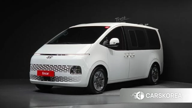 Hyundai Staria 2023 Белый из Кореи