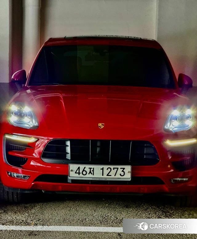 Porsche Macan 2018 Красный из Кореи