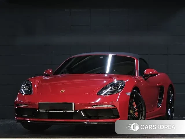 Porsche 718 Boxster 2022 Красный из Кореи