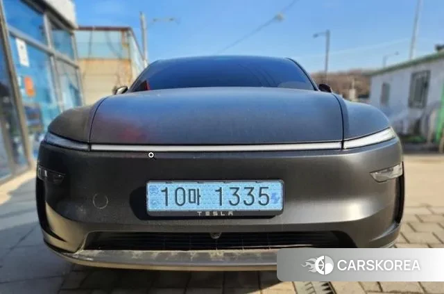 Tesla Model Y 2025 Черный из Кореи