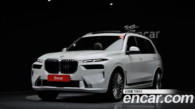 BMW X7 (G07) 2022 Белый из Кореи