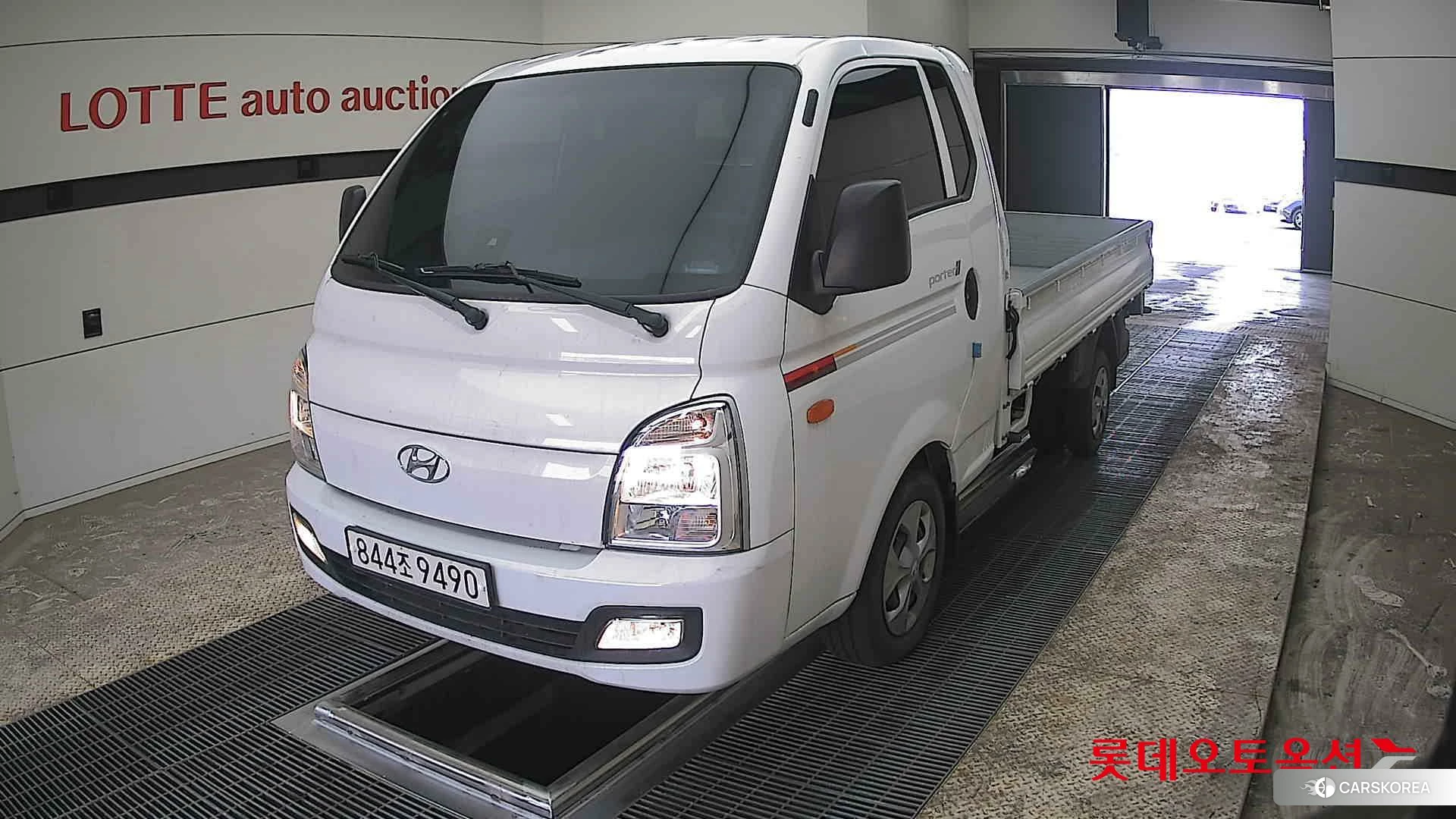 Hyundai Porter II 2023 Белый из Кореи