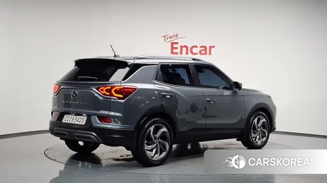 Ssangyong Beautiful Korando 2019 Серый из Кореи