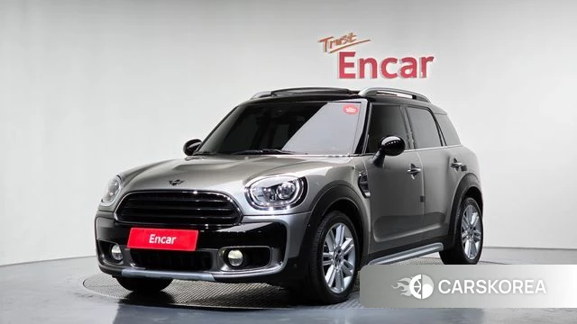 Mini Cooper Countryman 2019 Серебристо-серый из Кореи