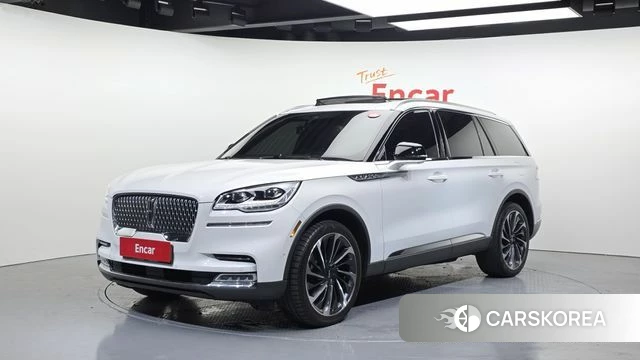 Lincoln Aviator 2nd generation 2021 Белый из Кореи
