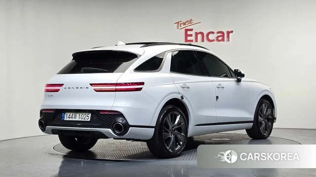 Genesis GV70 2021 Белый из Кореи