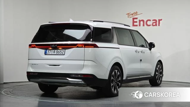 Kia Carnival 4th generation 2022 Белый из Кореи