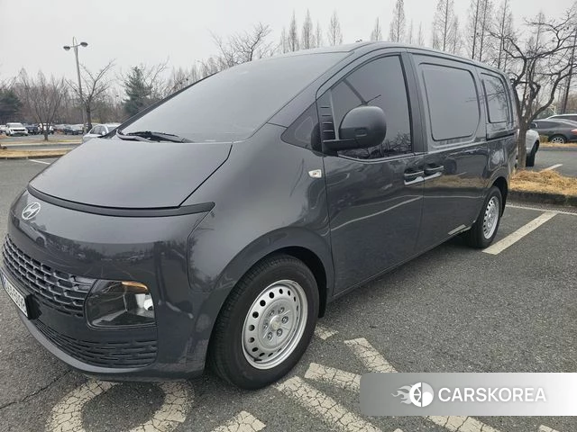 Hyundai Staria 2025 Серебристо-серый из Кореи