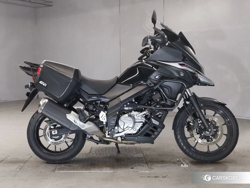 Проданный Suzuki V-STROM 650 DL650 2017 из Японии