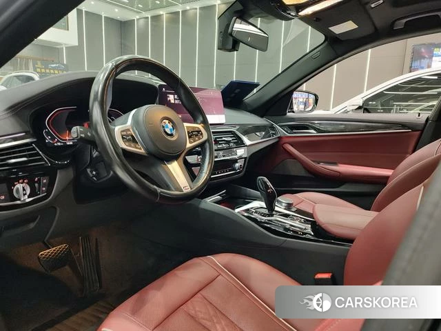 BMW 5 series 2021 Черный из Китая