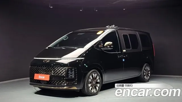 Hyundai Staria 2023 Черный из Кореи