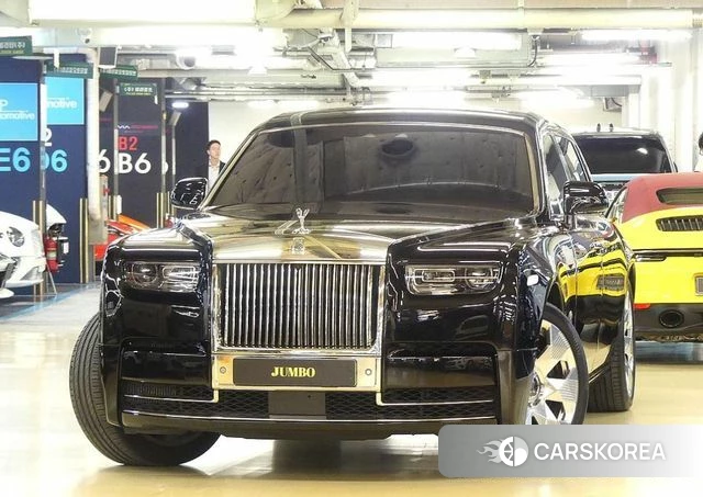 Rolls-Royce Phantom 2024 Черный из Кореи