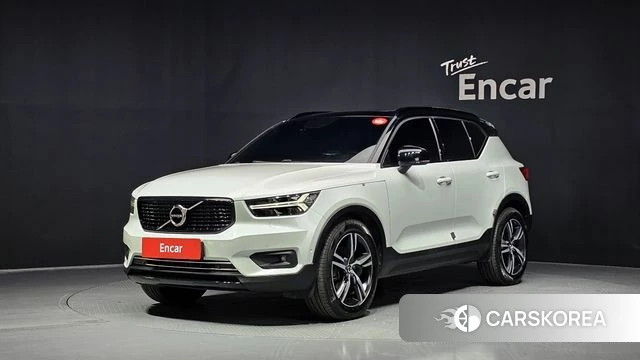 Volvo XC40 2018 Белый из Кореи