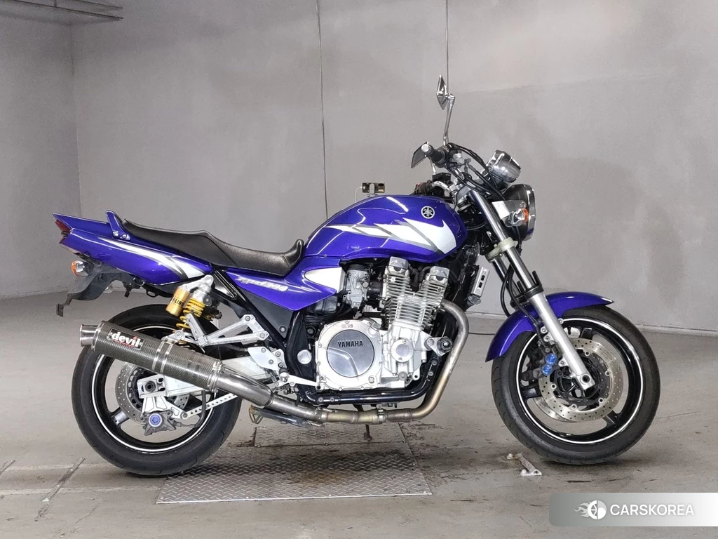 Проданный Yamaha XJR 1300 2016 из Японии, фото 2