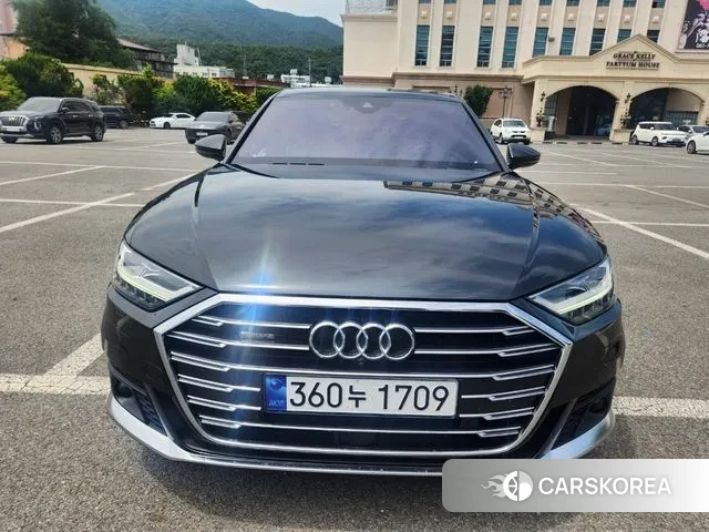 Audi A8 (D5) 2020 Черный из Кореи
