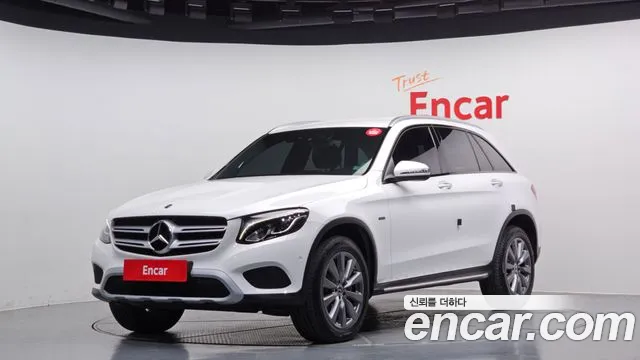 Mercedes-Benz GLC-Class X253 2018 Белый из Кореи