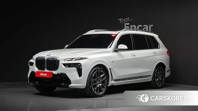 BMW X7 (G07) 2025 Белый из Кореи
