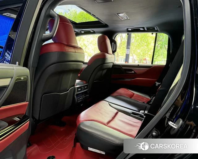 Lexus LX 2023 Черный из Китая